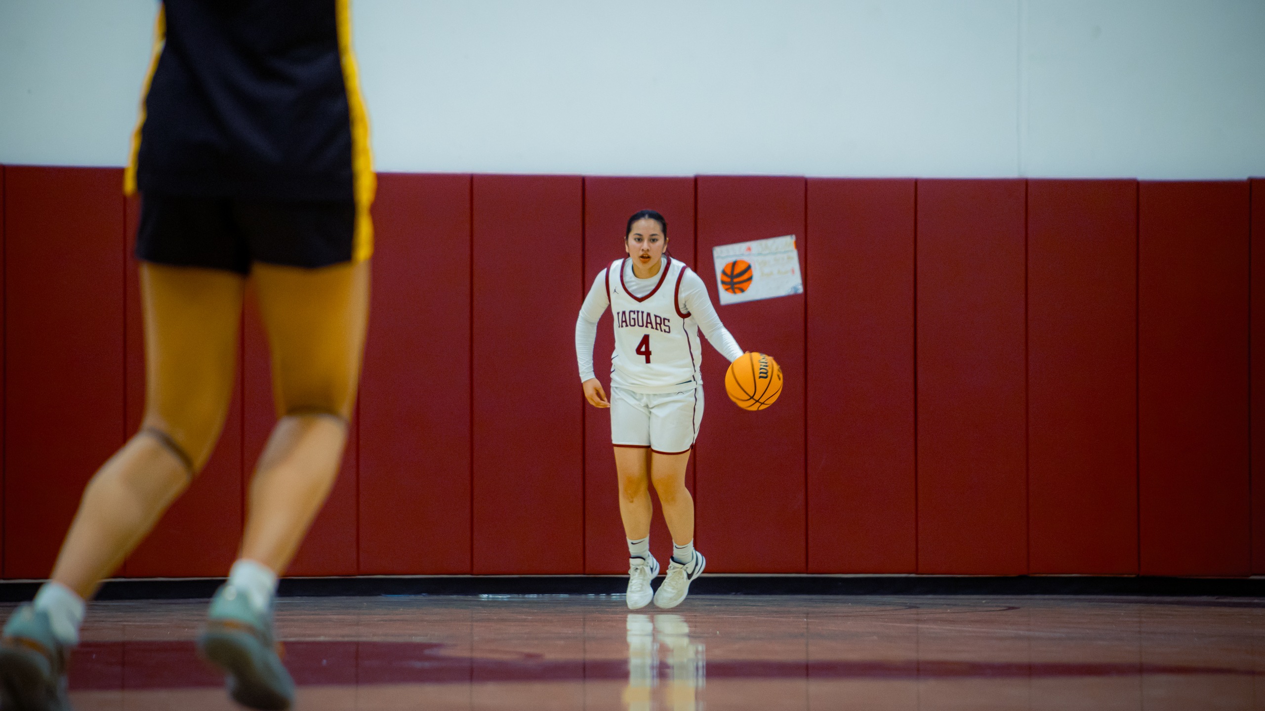 Women Basketball vs Grosssmont